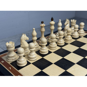 Шахматы подарочные из массива дуба с утяжелёнными фигурами