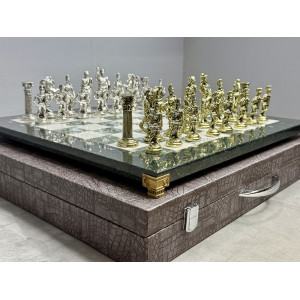 Шахматы из камня подарочные "Римское сражение"