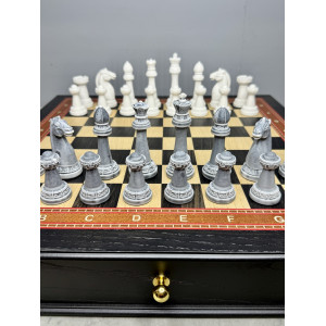 Шахматы подарочные в ларце с фигурами из мрамора