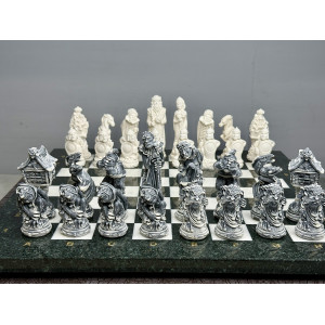 Подарочные шахматы “Русские сказки” из камня