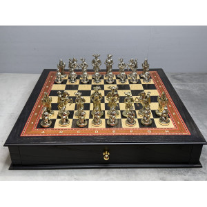 Шахматы подарочные в ларце из морёного дуба с фигурами из бронзы «Королевский стиль»