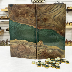 Нарды подарочные из эпоксидной смолы «Изумрудная гармония»