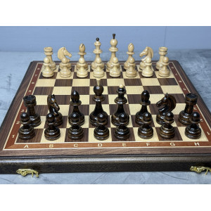 Шахматы подарочные деревянные с фигурами из клена