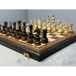 Шахматы подарочные деревянные с фигурами из клена