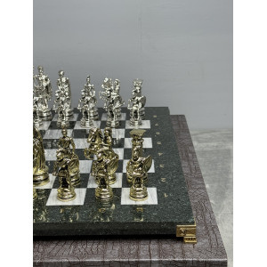 Шахматы из камня подарочные "Римская война"