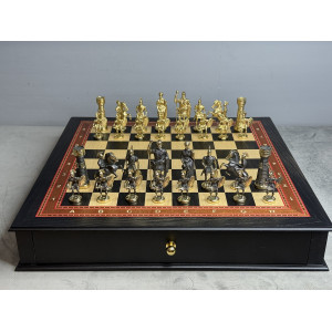 Шахматный ларец с бронзовыми фигурами «Македонская битва»