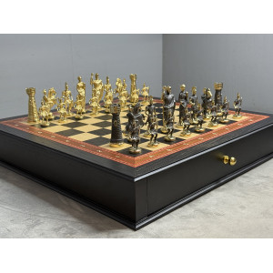 Шахматный ларец с бронзовыми фигурами «Македонская битва»