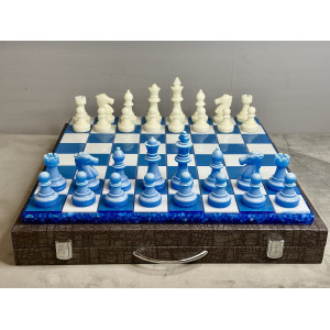 Шахматы светящиеся из эпоксидной смолы "Ледяная магия"