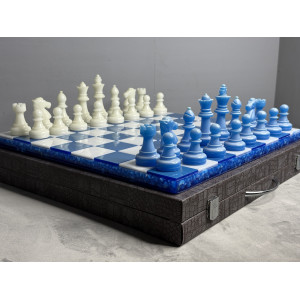 Шахматы светящиеся из эпоксидной смолы "Ледяная магия"