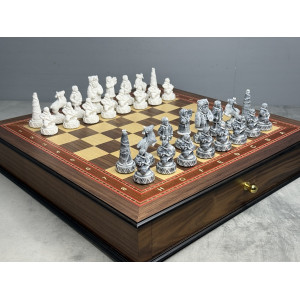 Шахматы подарочные с фигурами из мрамора «Северные народы»