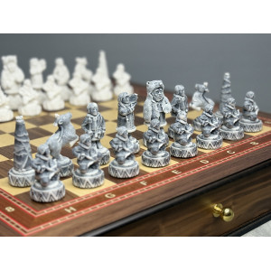 Шахматы подарочные с фигурами из мрамора «Северные народы»