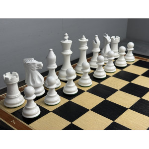 Подарочные шахматы “Черно-белая классика”
