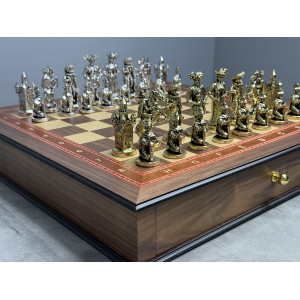 Подарочные шахматы "Средневековье" в ларце