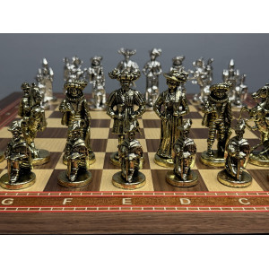 Подарочные шахматы "Средневековье" в ларце