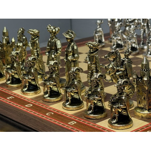 Подарочные шахматы "Средневековье" в ларце