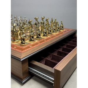 Подарочные шахматы "Средневековье" в ларце