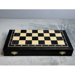 Шахматная доска премиальная из массива дуба,без фигур Шахматная доска премиальная из массива дуба,без фигур