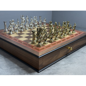 Шахматы подарочные «Гладиатор» в ларце