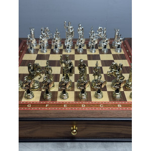 Шахматы подарочные «Гладиатор» в ларце