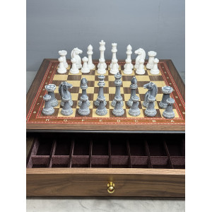 Шахматы подарочные «Королевский Стаунтон» в ларце Шахматы подарочные «Королевский Стаунтон» в ларце