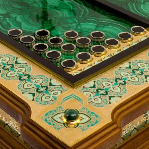 Нарды эксклюзивные "Императорский малахит" Нарды эксклюзивные "Императорский малахит"