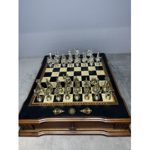 Эксклюзивные шахматы «Римская война» — роскошный ларец ручной работы Эксклюзивные шахматы «Римская война» — роскошный ларец ручной работы