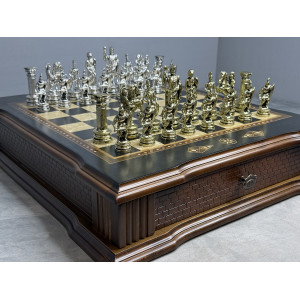 Эксклюзивные шахматы «Римская война» — роскошный ларец ручной работы Эксклюзивные шахматы «Римская война» — роскошный ларец ручной работы