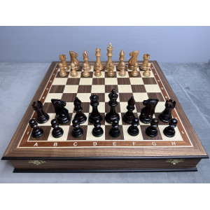 Шахматы подарочные в ларце "Презент" Шахматы подарочные в ларце "Презент"