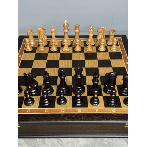 Шахматы подарочные «Дубовый король» в ларце