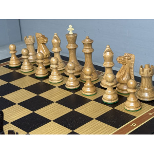 Шахматы подарочные «Дубовый король» в ларце