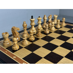 Шахматы подарочные «Карельский Император» в ларце 45