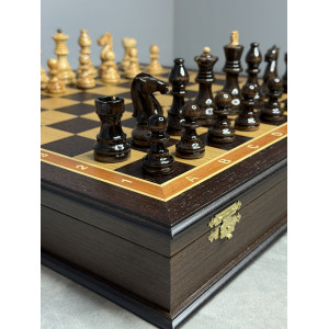 Шахматы подарочные «Карельский Император» в ларце 45
