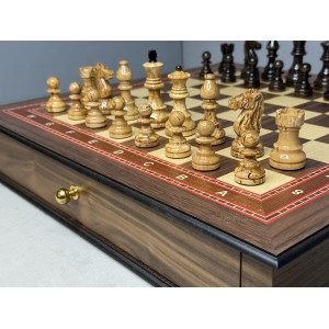 Шахматы подарочные премиум с фигурами из карельской берёзы 