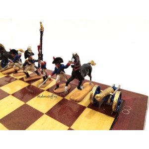 Шахматы Оловянные Бородино в резном ларце