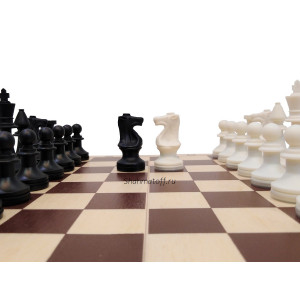 Шахматы "Юниор" утяжелённые в доске люкс