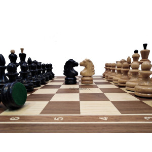 Шахматный ларец "Гамбит" 45 с фигурами из дуба