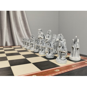 Шахматный ларец "Бастион" 45 см из мореного дуба с фигурами сказочных персонажей из литьевого мрамора