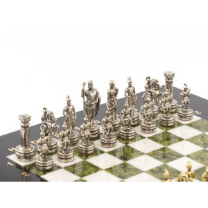 Шахматы каменные подарочные "Римское сражение" доска 28х28 см 