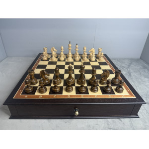 Шахматный ларец подарочный с фигурами из дуба