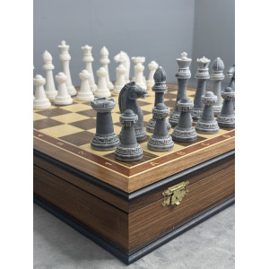 Шахматы подарочные в ларце с фигурами из мрамора